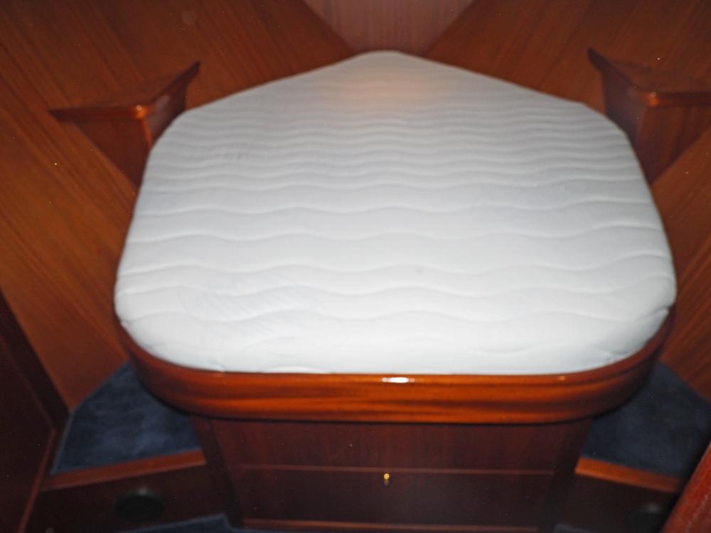 Fore ship, Accommodation